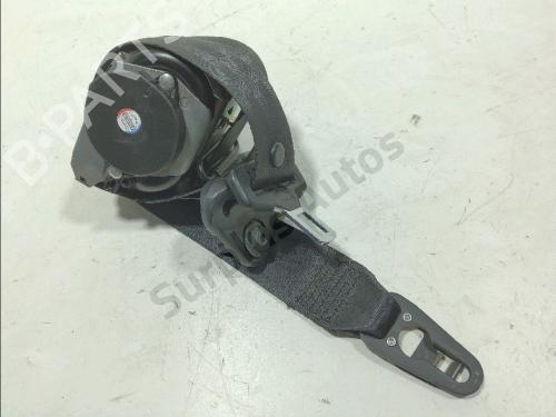 front-right-seatbelt-renault-clio-iv-bh_-2012-2013-2014-2015-2016-2017-2018-2019-2020-2021-40464571 main image