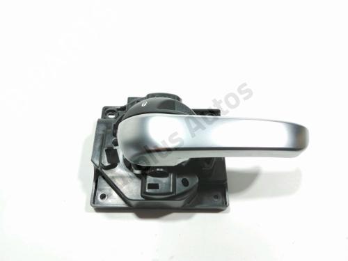 Used Front left interior door handle Front left interior door handle FIAT 500X (334_) 1.0 (334.AXN1B) (120 hp) 37775298 37775298