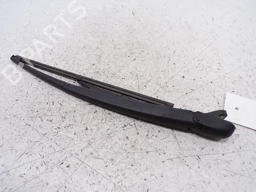Used Rear windshield wiper arm Rear windshield wiper arm 37789531 37789531