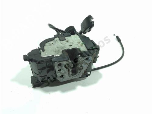front-right-lock-renault-megane-iii-coupe-dz01_-2008-2009-2010-2011-2012-2013-2014-2015-2016-32311162 main image