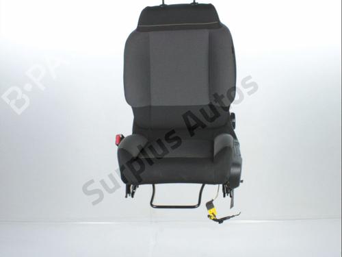 Used Left front seat CITROËN C3 III (SX) 1.2 THP 110 (SXHNPS, SXHNZT, SXHNZ6) (110 hp) 30694230