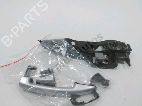 Used Rear right exterior door handle Rear right exterior door handle 30999713 30999713