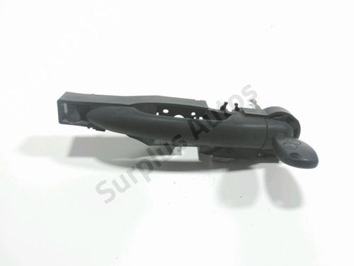 Used Front left exterior door handle RENAULT CLIO III (BR0/1, CR0/1) 1.5 dCi (75 hp) 29858133