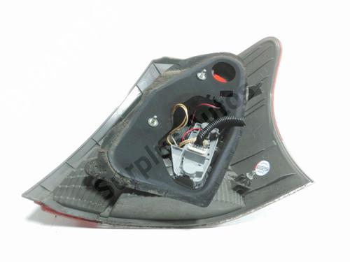 Left taillight TOYOTA YARIS (_P9_) 1.0 VVT-i (KSP90_, KSP90R) | BP30087390C34