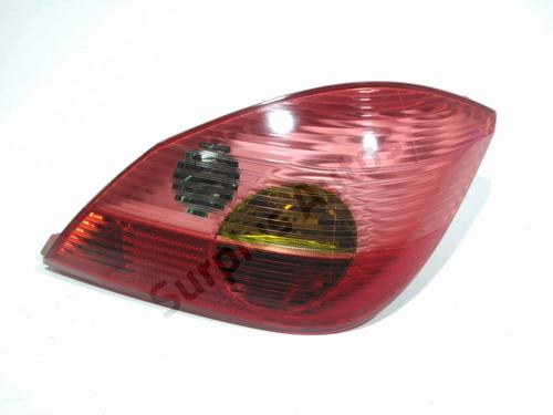 Høyre baklys OPEL TIGRA TwinTop (X04) 1.4 (R97) (90 hp) 31240261