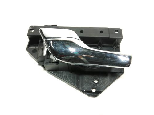 Used Front left interior door handle Front left interior door handle 28243077 28243077