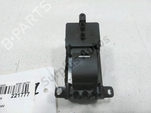 Used Left rear window switch HONDA CIVIC IX (FK) 1.4 i-VTEC (FK1) (99 hp) 31000557