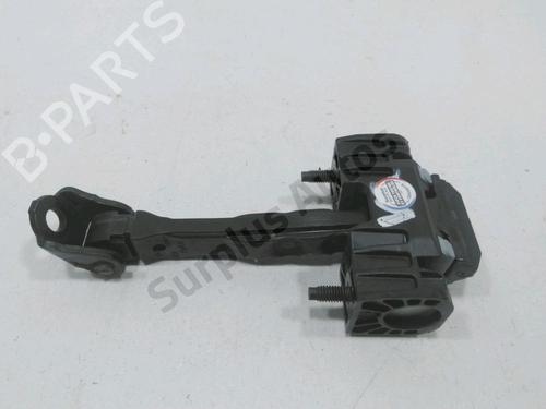 Used Hinge/Door check strap Hinge/Door check strap 37292129 37292129