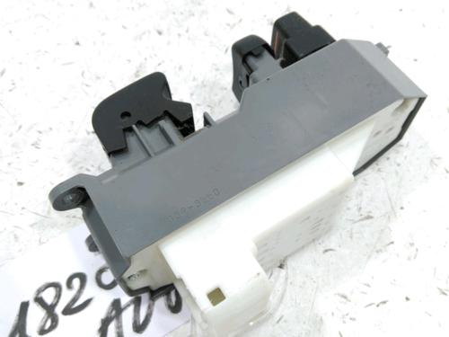 Left front window switch TOYOTA YARIS (_P9_) 1.0 VVT-i (KSP90_, KSP90R) | BP30998896I27