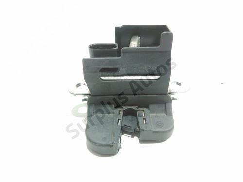 Tailgate lock VW GOLF V Variant (1K5) 1.9 TDI | BP33816015C101 - Image 2