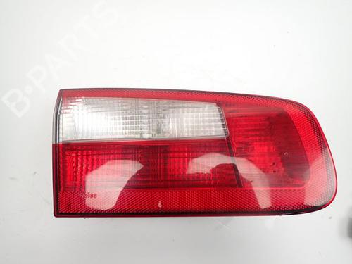 Venstre baglygte bagklap RENAULT LAGUNA II (BG0/1_) 1.9 dCi (BG08, BG0G) (120 hp) 31005803