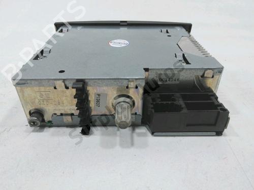Radio RENAULT SCÉNIC II (JM0/1_) 2.0 dCi (JM1K) | BP29857456E6