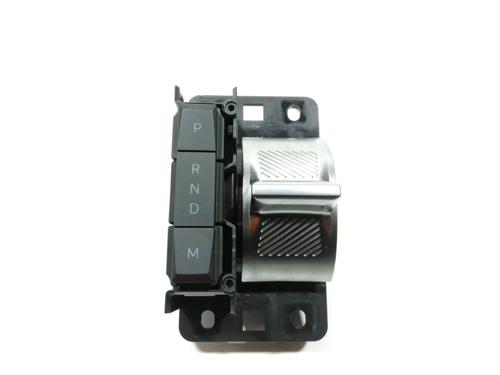 Used Gear lever PEUGEOT 2008 II (UD_, US_, UY_, UJ_, UR_, UC_) 1.5 BlueHDI 130 (131 hp) 28224402