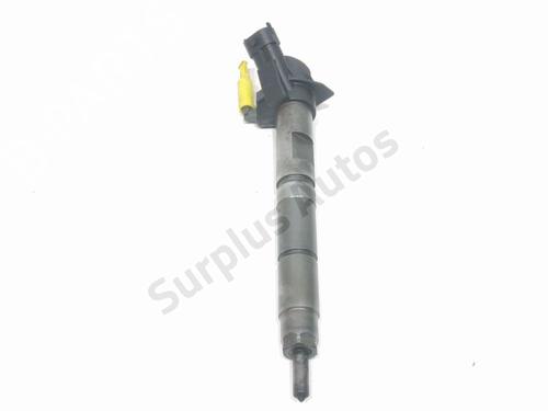 Inyector Inyector TOYOTA YARIS (_P9_) 1.4 D-4D (NLP90_, NLP90R) (90 hp) 36796009 36796009