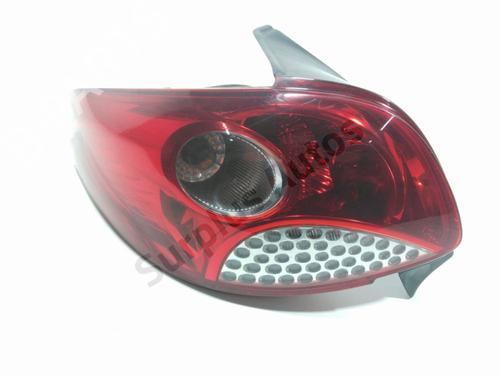 Left taillight PEUGEOT 206+ (2L_, 2M_) 1.4 HDi eco 70 | BP28270113C34 
