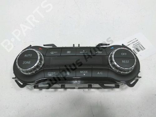 AC-Styringsenhed/Manøvreenhed MERCEDES-BENZ A-CLASS (W176) A 180 CDI / d (176.012) (109 hp) 30988890