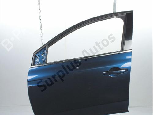 left-front-door-renault-megane-iv-hatchback-b9amn_-2015-40252112 main image