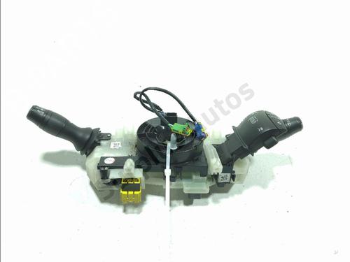 Comandos do volante Comandos do volante RENAULT GRAND SCÉNIC III (JZ0/1_) 1.9 dCi (JZ0J, JZ0N, JZ1K, JZ1S) (131 hp) 34712879 34712879