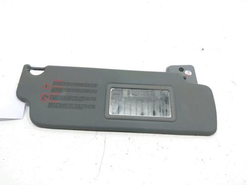 Used Right sun visor Right sun visor 31002463 31002463