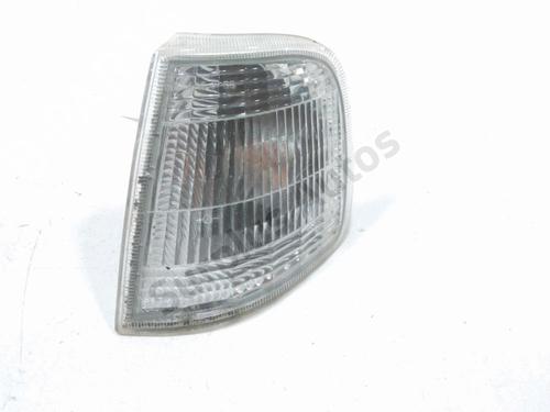 Used Left front indicator PEUGEOT 405 I Break (15E) [1987-1992]  31004436
