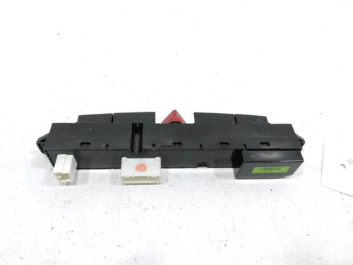 Warning switch KIA CEE'D SW (ED) 1.6 CRDi 115 | BP37768317I22 - Image 2
