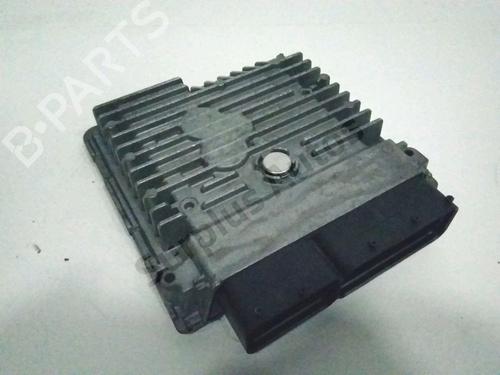 Motorstyringsenhed VW POLO V (6R1, 6C1) 1.6 TDI (90 hp) 28221102