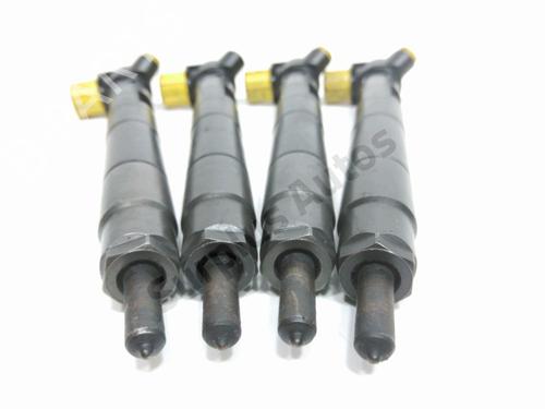 Used Injector MERCEDES-BENZ GLA-CLASS (X156) GLA 220 d (156.903) (177 hp) 29856944