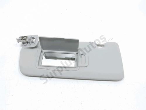 Used Left sun visor Left sun visor RENAULT MEGANE IV Hatchback (B9A/M/N_) 1.6 dCi 130 (B9A4) (130 hp) 31004058 31004058