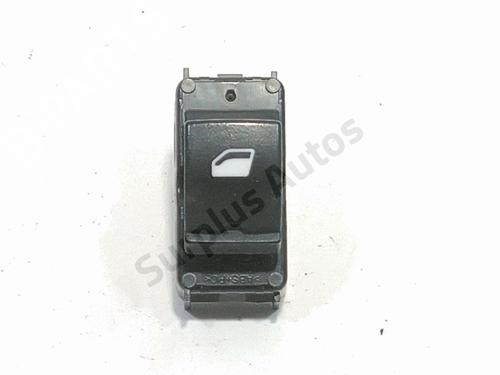 Used Right front window switch Right front window switch 37772997 37772997