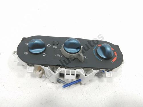 AC Styreenhet / Manøvreringsenhet RENAULT TWINGO II (CN0_) 1.2 16V (CN04, CN0B) (75 hp) 30988702