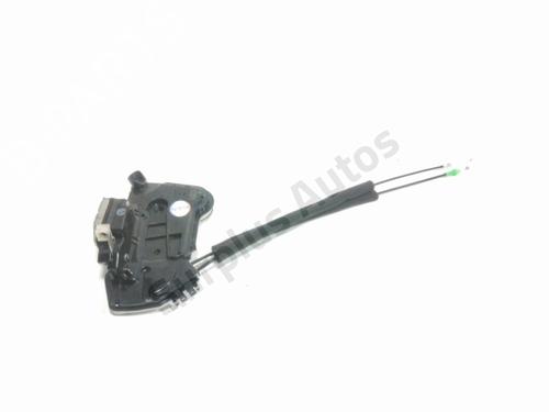 front-right-lock-toyota-c-hr-_x1_-2016-28247592 main image