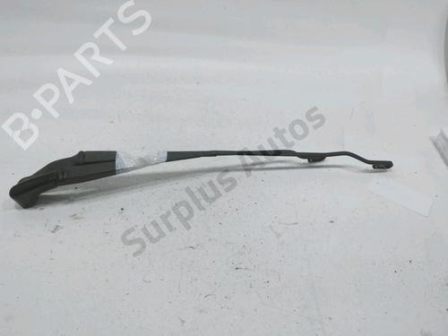 Used Front windshield wiper arm Front windshield wiper arm 31007923 31007923