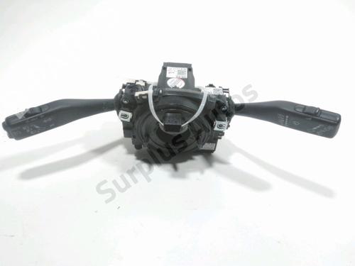 Commandes au volant VW TIGUAN (5N_) 2.0 TDI (110 hp) 30313104