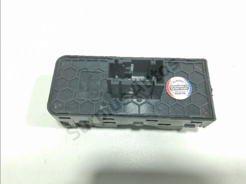 Left front window switch CITROËN C3 III (SX) 1.2 THP 110 (SXHNPS, SXHNZT, SXHNZ6) | BP40252171I27 - Image 2
