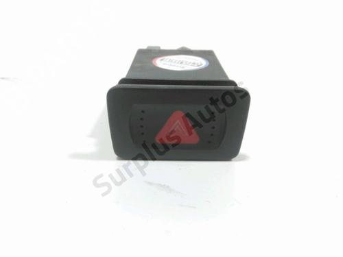 Used Warning switch VW GOLF IV (1J1) 1.9 TDI (90 hp) 28229543