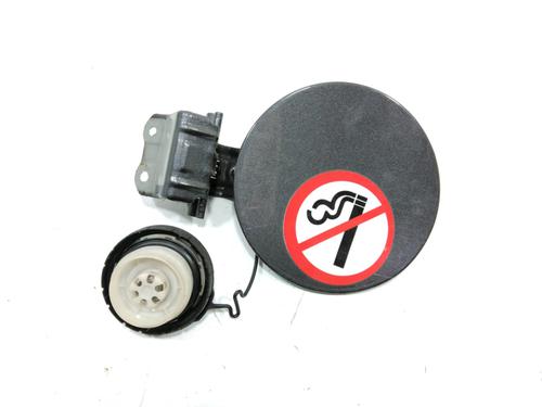 Tanklåg TOYOTA YARIS (_P13_) 1.4 D (NLP130_, NLP130) (90 hp) 30984025