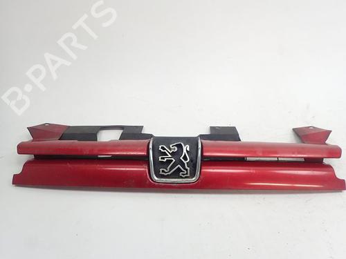 Grill PEUGEOT 306 Hatchback (7A, 7C, N3, N5) 1.9 D (92 hp) 30992974