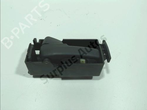 Used Front left interior door handle Front left interior door handle FORD TOURNEO CONNECT 1.8 TDCi (90 hp) 33733607 33733607