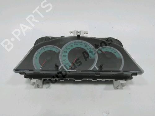 Used Instrument cluster TOYOTA COROLLA Verso (ZER_, ZZE12_, R1_) 2.0 D-4D (CUR10_, CUR10R) (116 hp) 30991577
