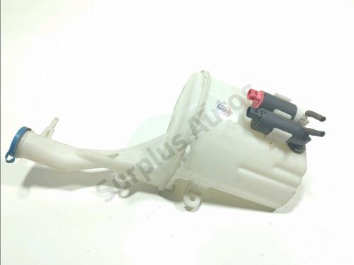 Used Windscreen washer tank Windscreen washer tank 36696078 36696078
