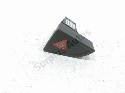warning-switch-citroen-c5-iii-break-rw_-2008-2009-2010-2011-2012-2013-2014-2015-2016-2017-30990169 main image
