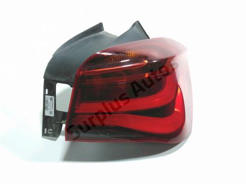 Feu arrière droit BMW 1 (F20) 118 d (150 hp) 31868443
