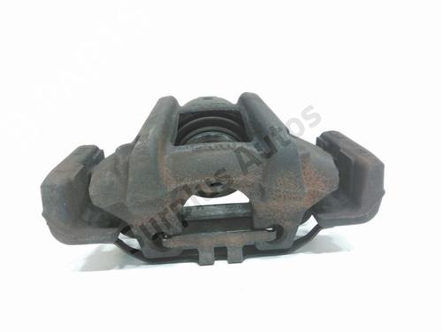 Used Right front brake caliper BMW 1 (F20) 116 d (116 hp) 28226106