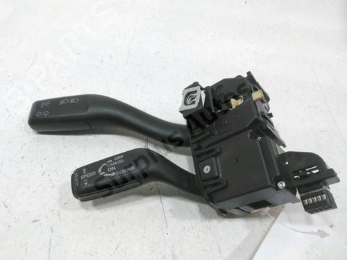 Used Headlight switch AUDI A3 (8P1) 1.9 TDI (105 hp) 30989285