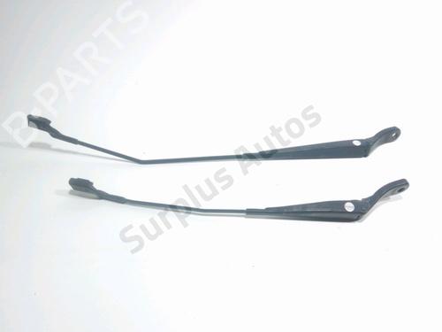 Used Front windshield wiper arm Front windshield wiper arm 32226732 32226732