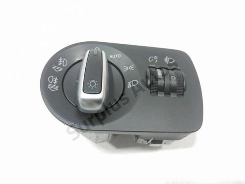 Used Headlight switch AUDI A3 Sportback (8PA) 1.6 TDI (105 hp) 31040633