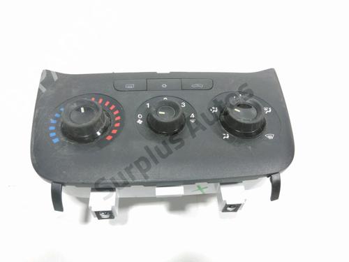 Climate control FIAT PUNTO EVO (199_) 1.4 (199AXB1A) | BP37767346I5 - Image 1