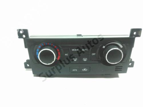Used Climate control CHEVROLET CAPTIVA (C100, C140) 2.2 D 4WD (184 hp) 31368163