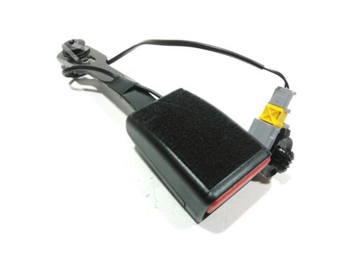 Used Seat buckle PEUGEOT 208 I (CA_, CC_) 1.2 VTi 68 / PureTech 68 (68 hp) 28233698