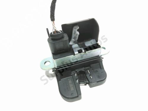 Używane Zamek klapy tylnej / bagażnika VW GOLF VI (5K1) [2008-2014]  30723809